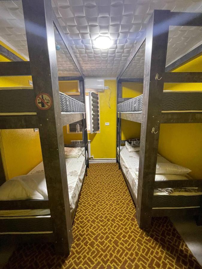 Hostel L&K Tashkent Esterno foto